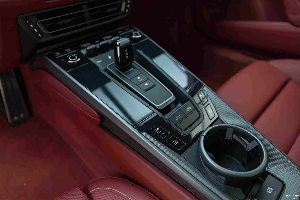Porsche 911, 2022 17