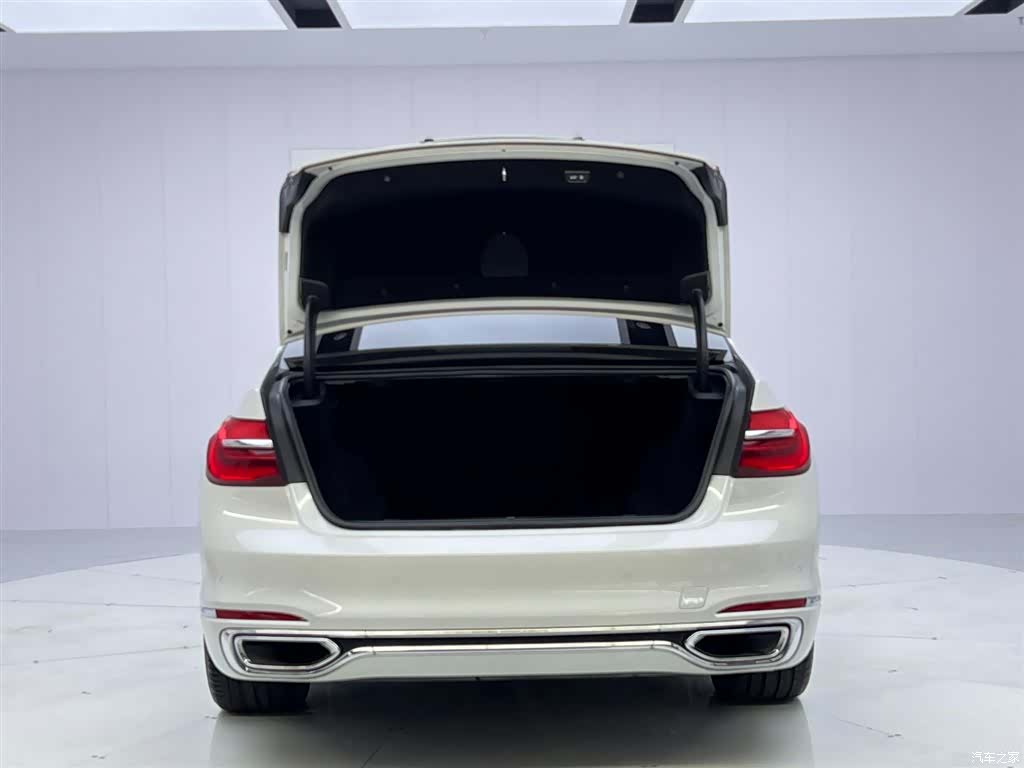 BMW 7 Series, 2018 9