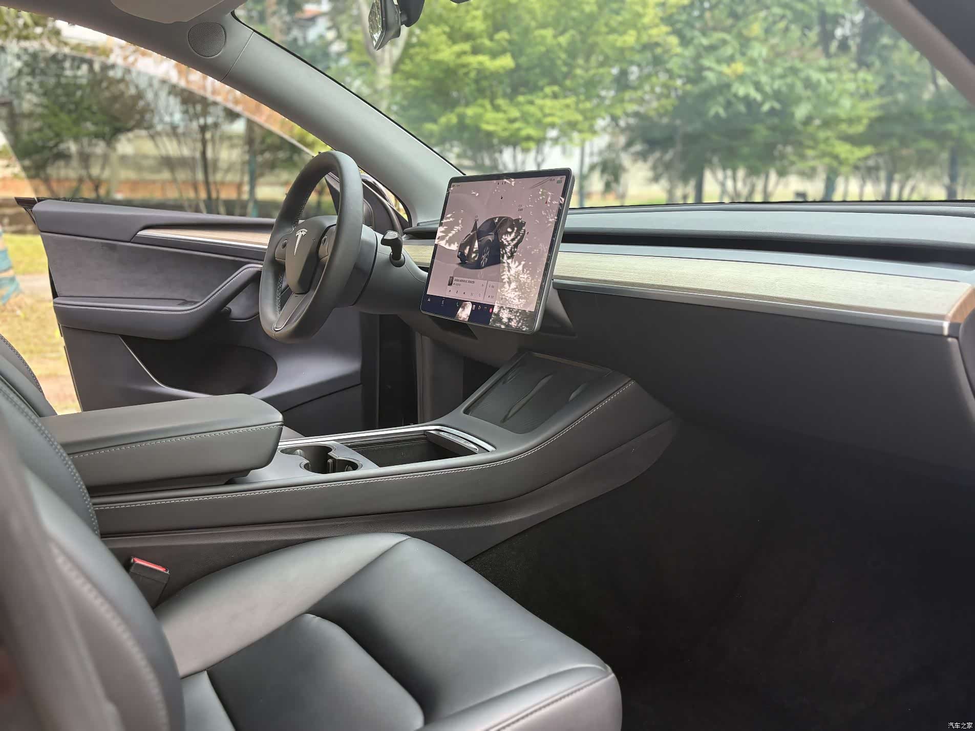 Tesla Model Y, 2023 6