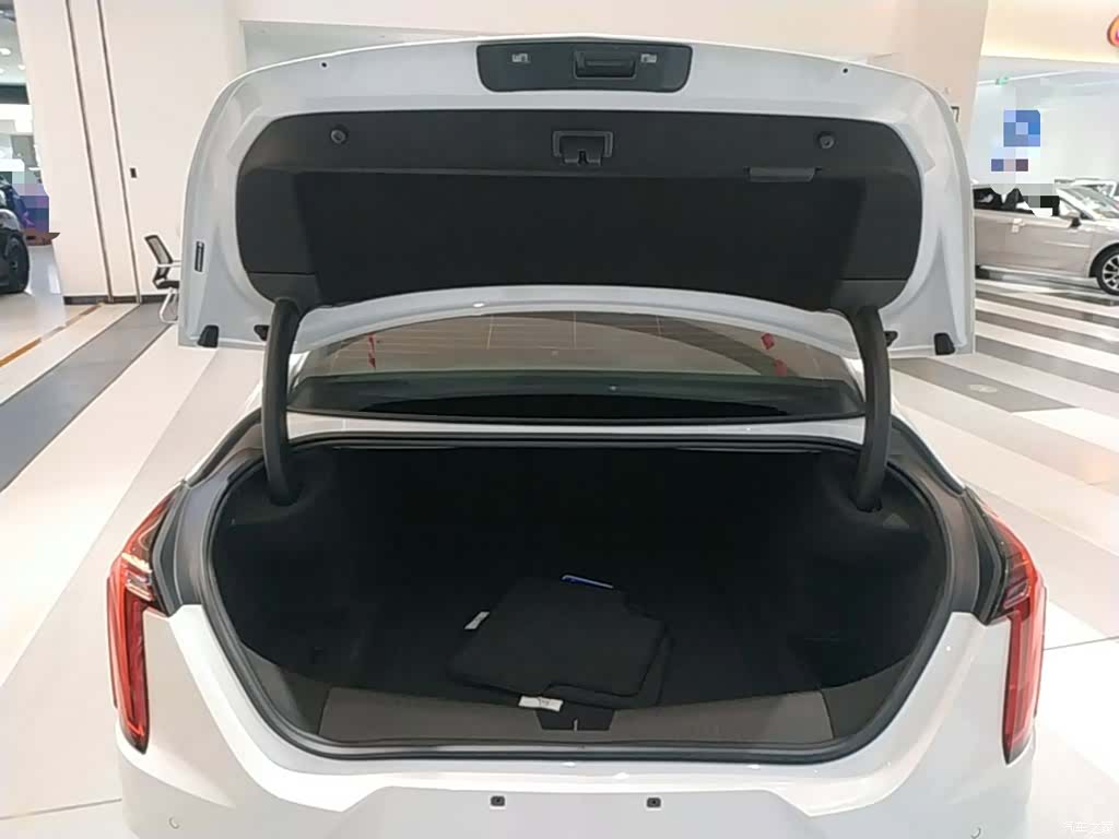 Cadillac CT4, 2024 19