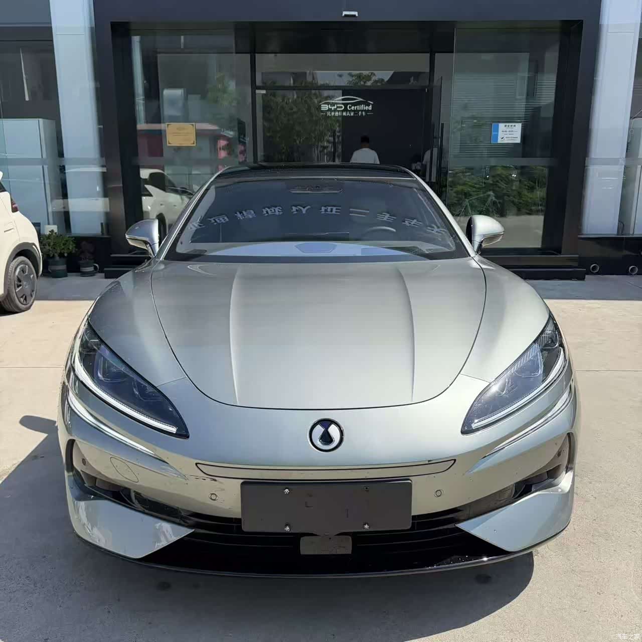 Denza Z9GT, 2024 все фото