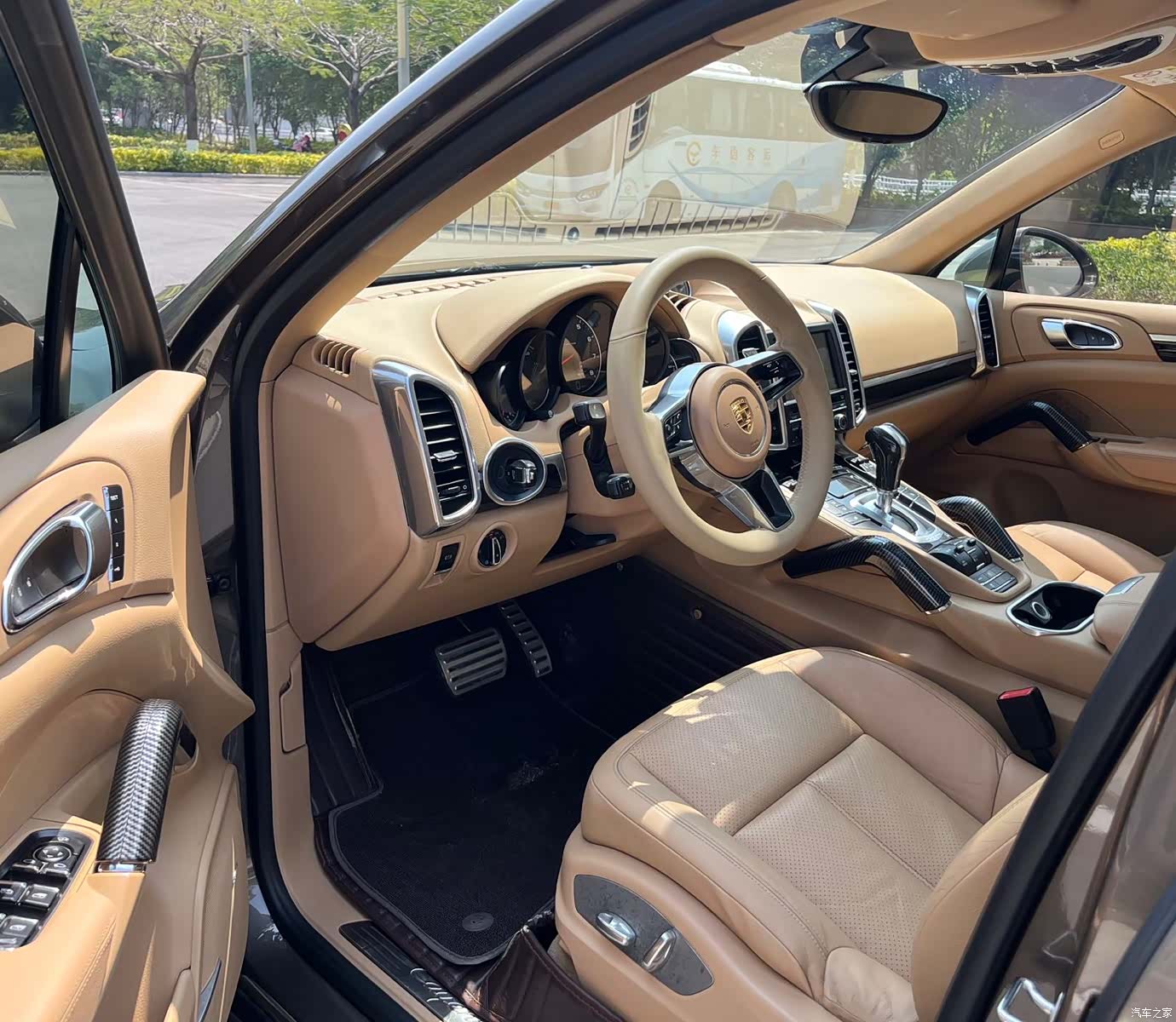 Porsche Cayenne, 2016 7
