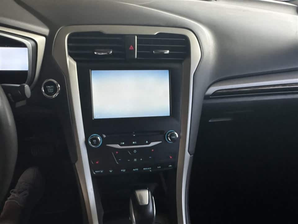 Ford Mondeo Ford Mondeo
