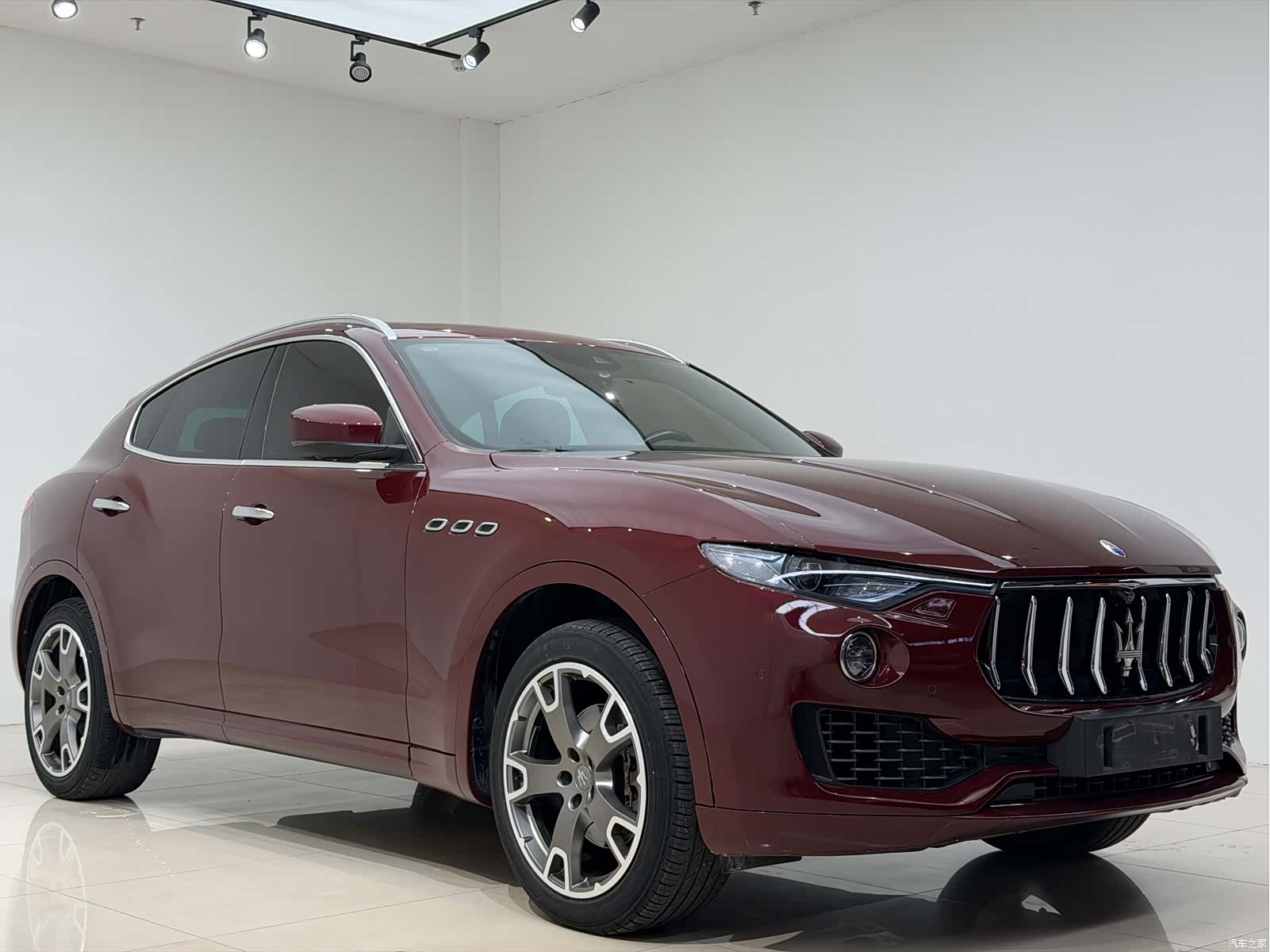 Maserati Levante, 2018 3