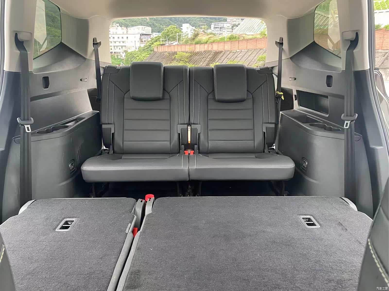 Volkswagen Teramont, 2020 10