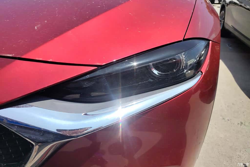 Mazda CX-4, 2021 все фото