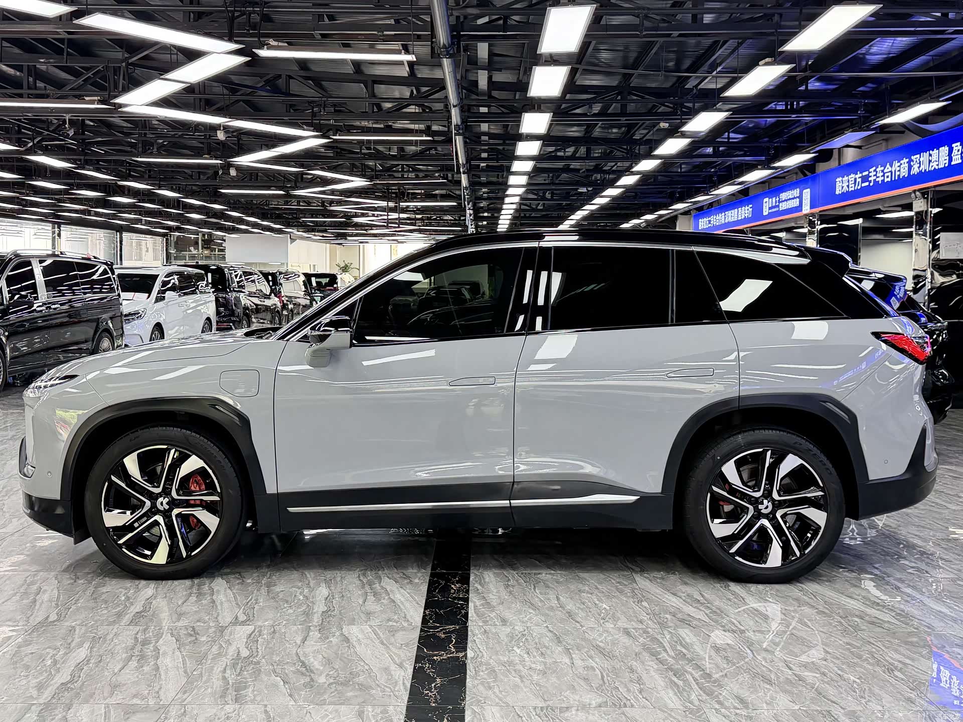 NIO ES6, 2022 4
