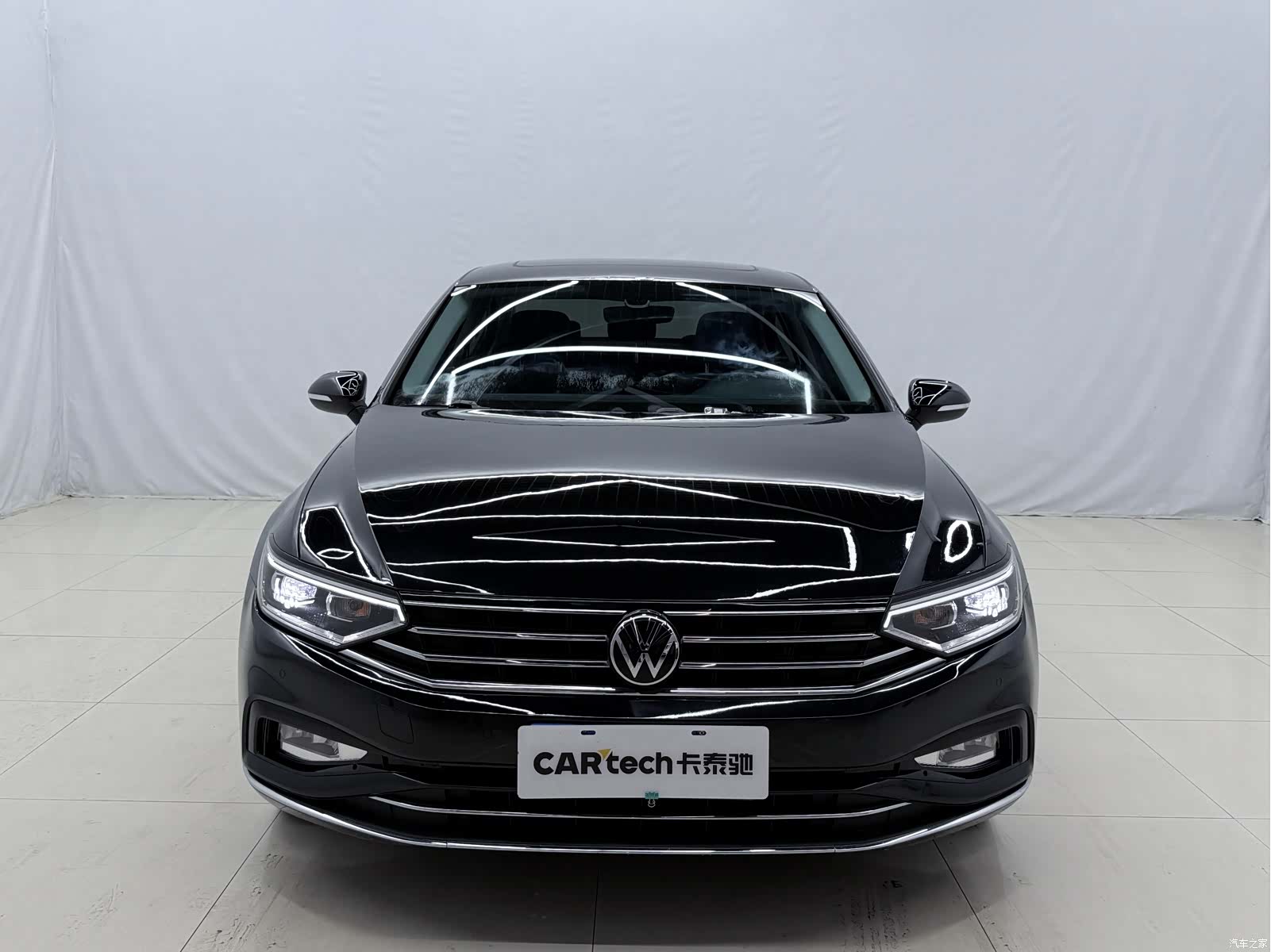 Volkswagen Magotan, 2022 3