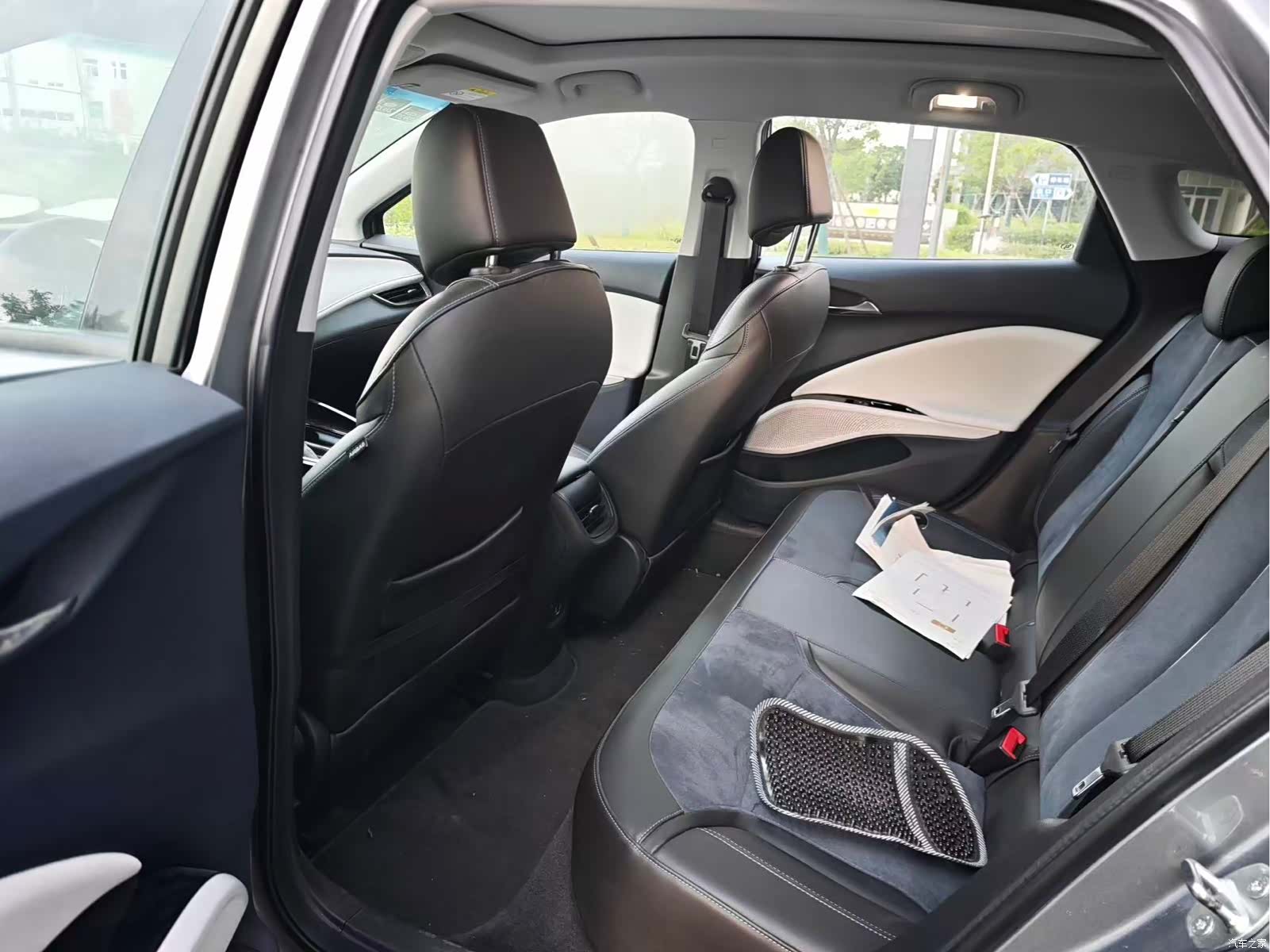 Buick Velite, 2019 4