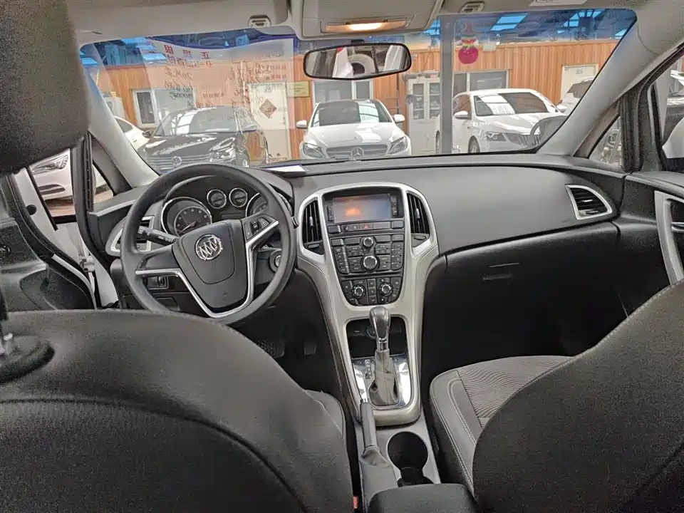 Buick Yinglang Buick Yinglang