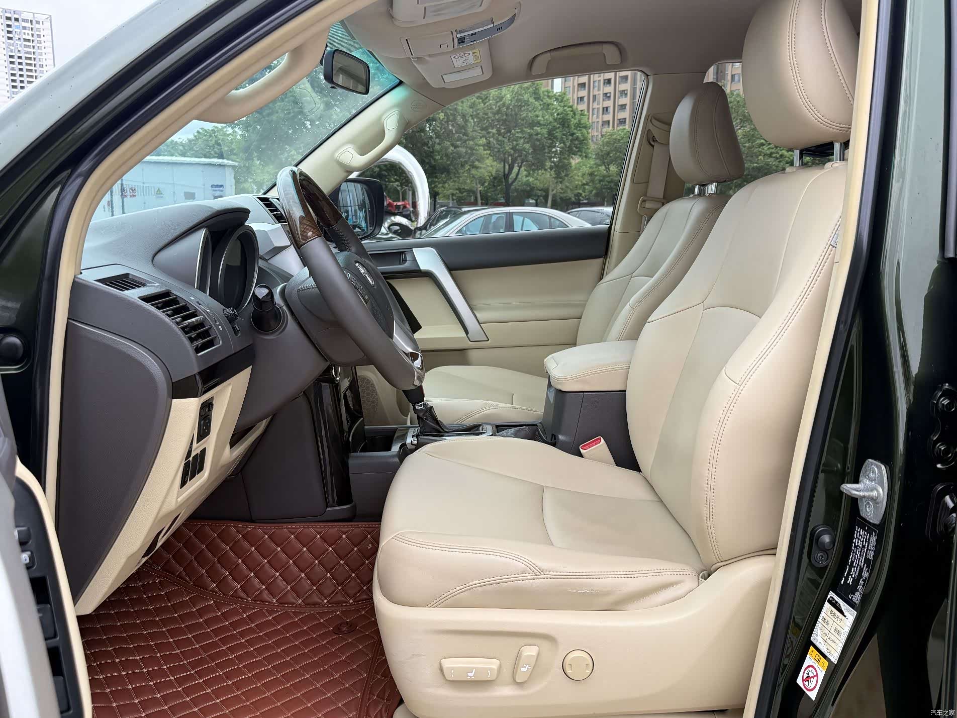 Toyota Prado, 2015 все фото
