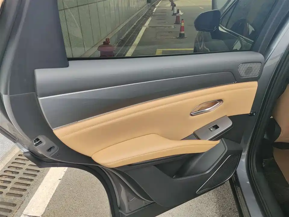 BYD Song L DM-i