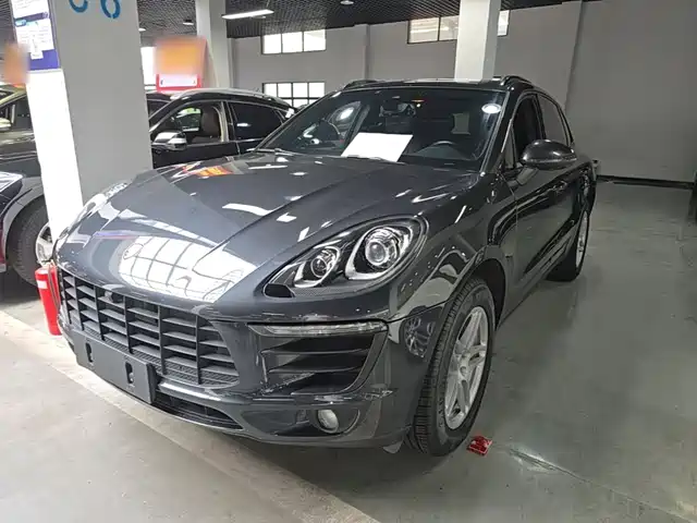 Porsche Macan 2018 — купить из Китая под заказ