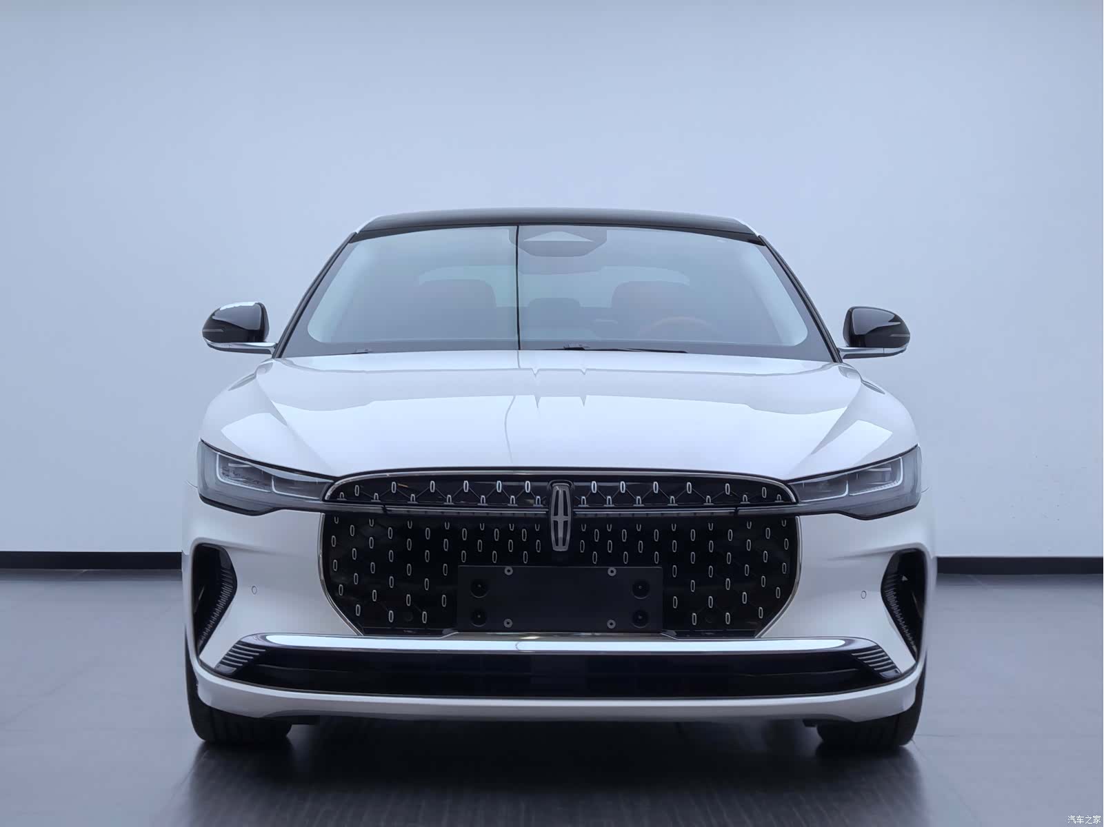 Lincoln Z, 2023 2