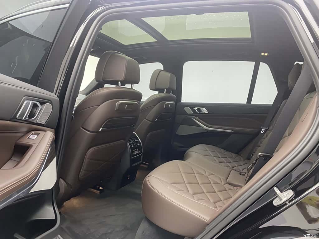 BMW X5, 2025 21