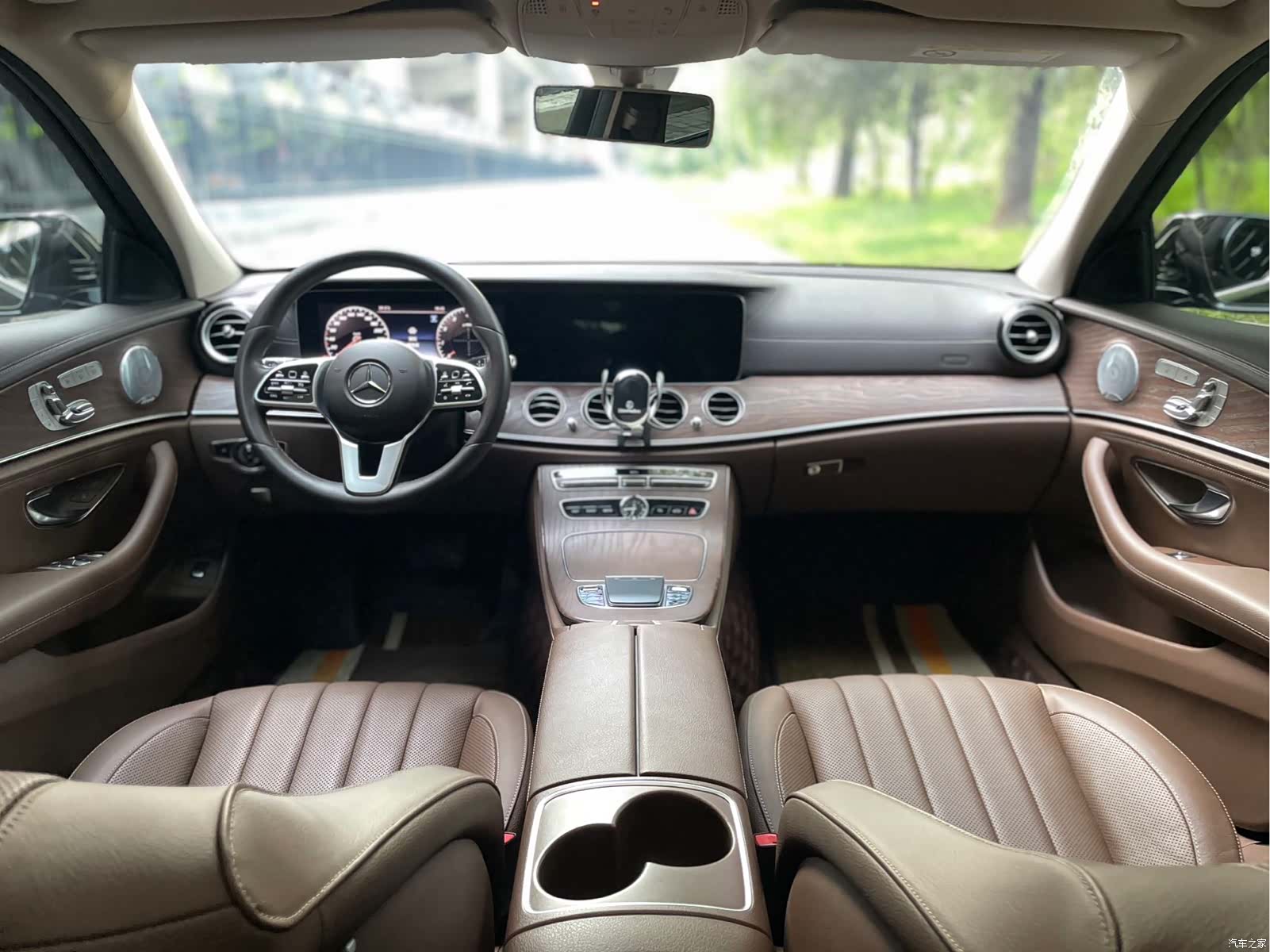 Mercedes-Benz E-Class, 2020 9