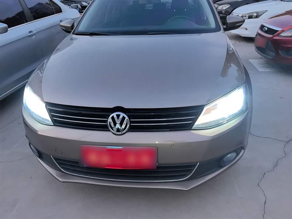 Volkswagen Sagitar