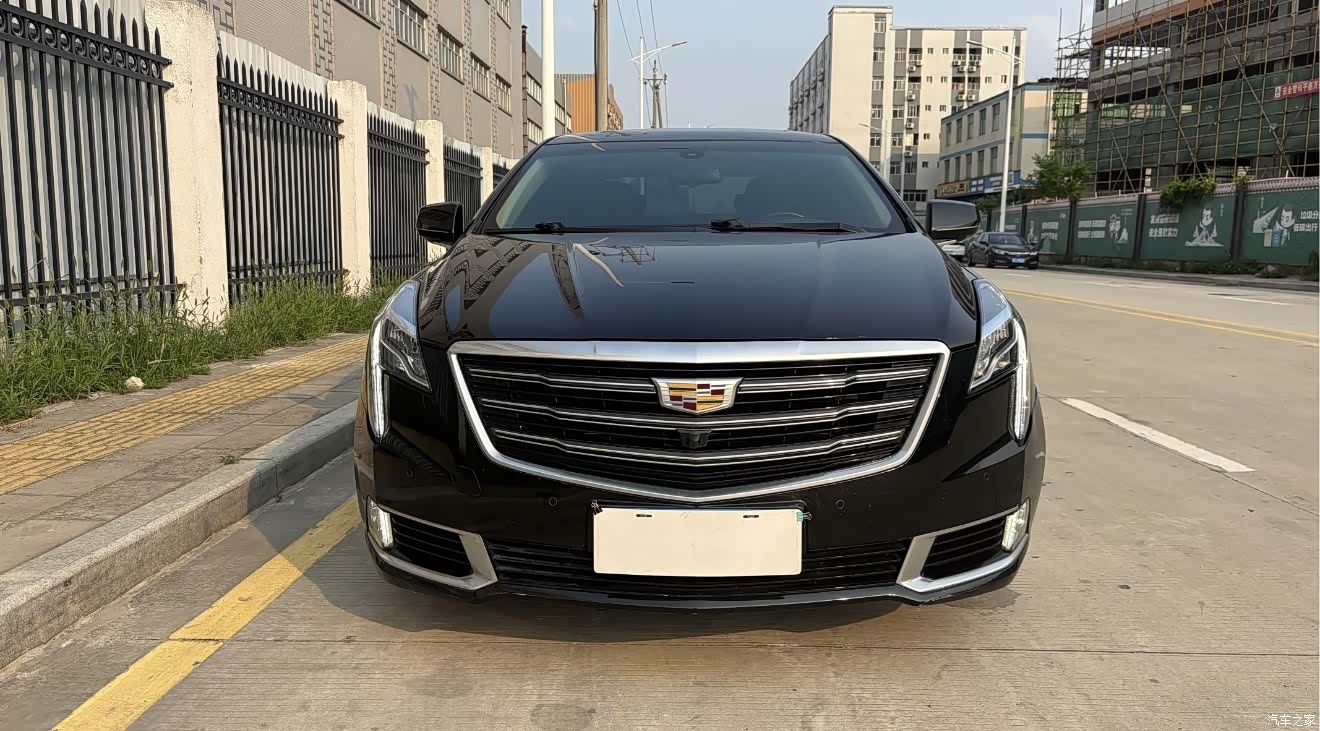 Cadillac XTS, 2018 2