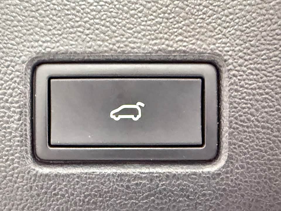 Volkswagen T-ROC exploring Songs