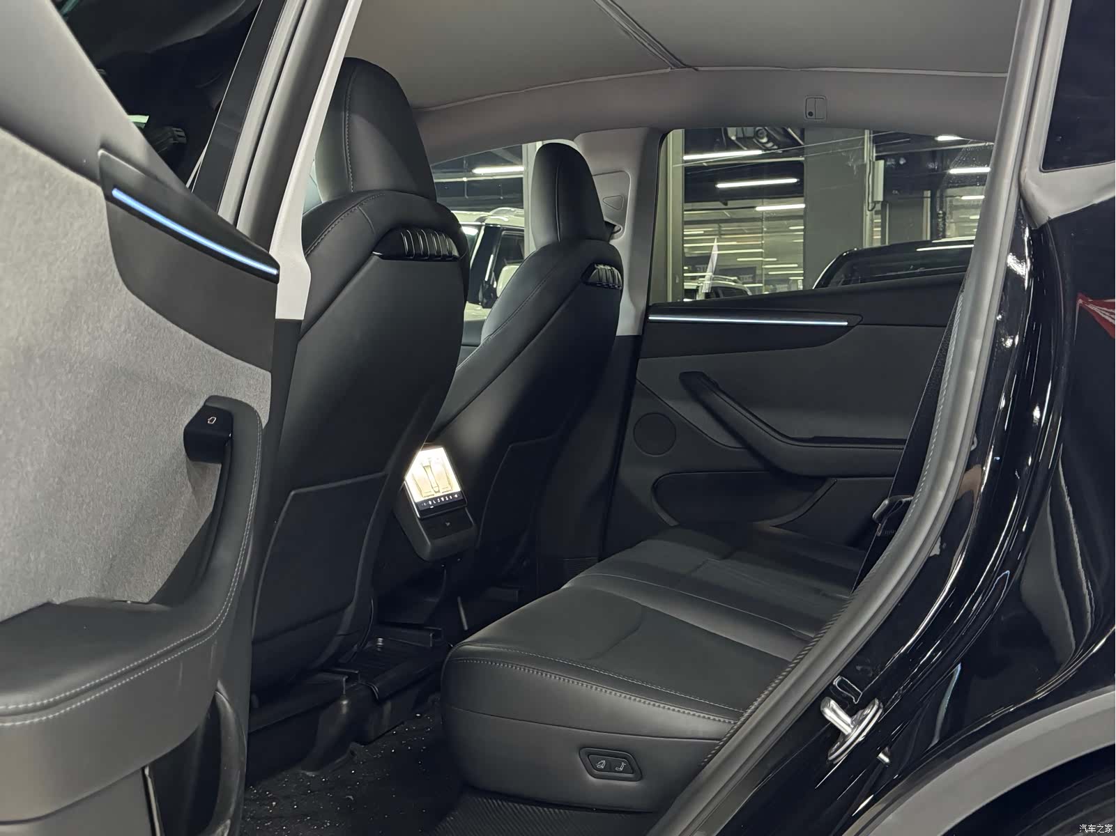 Tesla Model Y, 2025 6