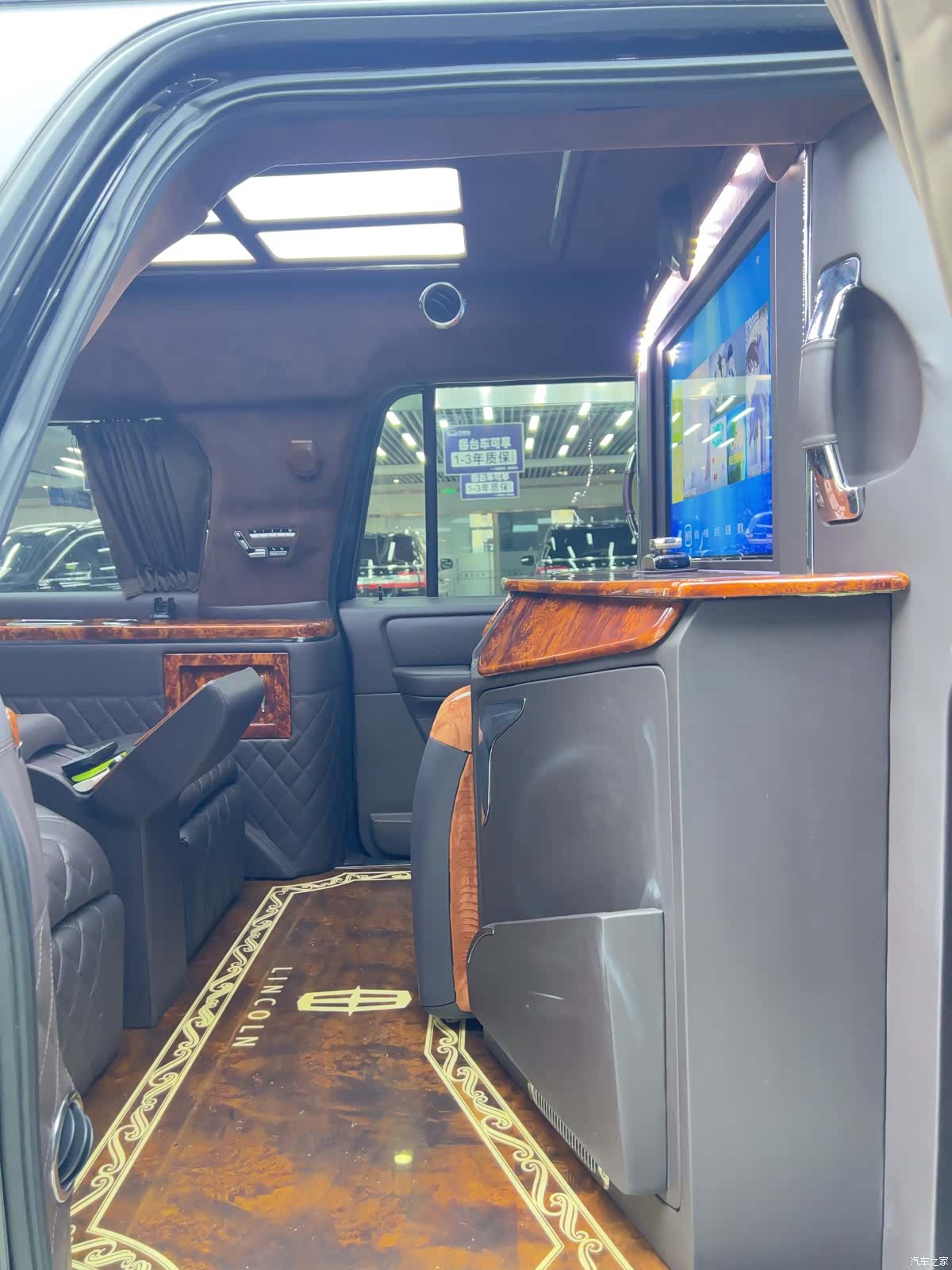 Lincoln Navigator, 2016 15