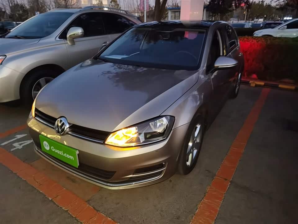 Volkswagen golf