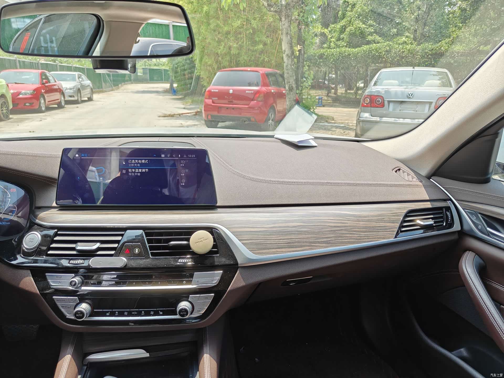 BMW 5 Series, 2020 9