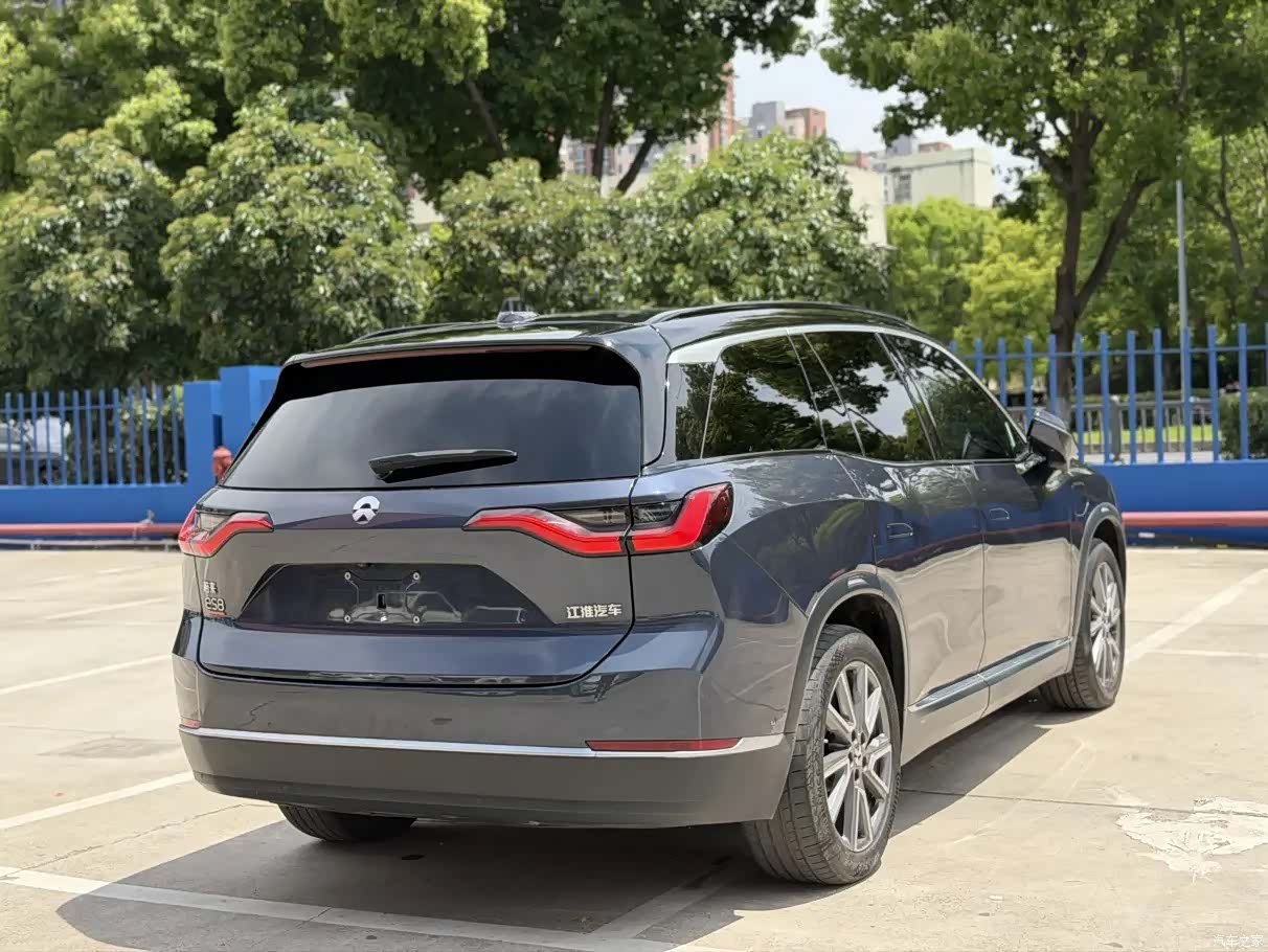 NIO ES8, 2021 6