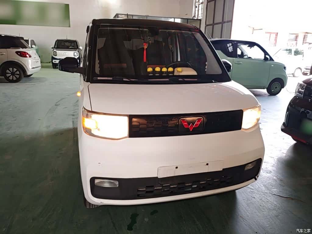 Wuling MINIEV, 2020 3