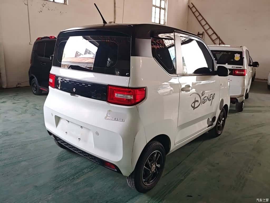 Wuling MINIEV, 2020 7