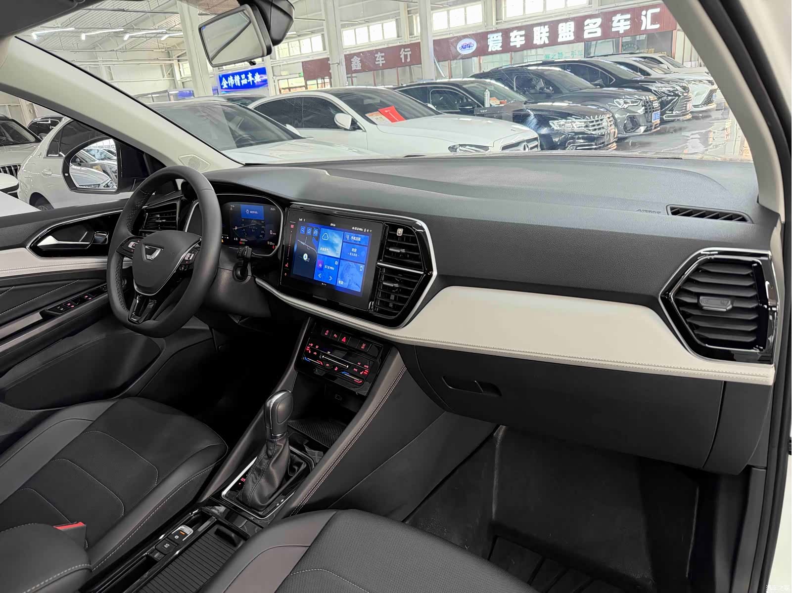 Volkswagen VS7, 2023 18