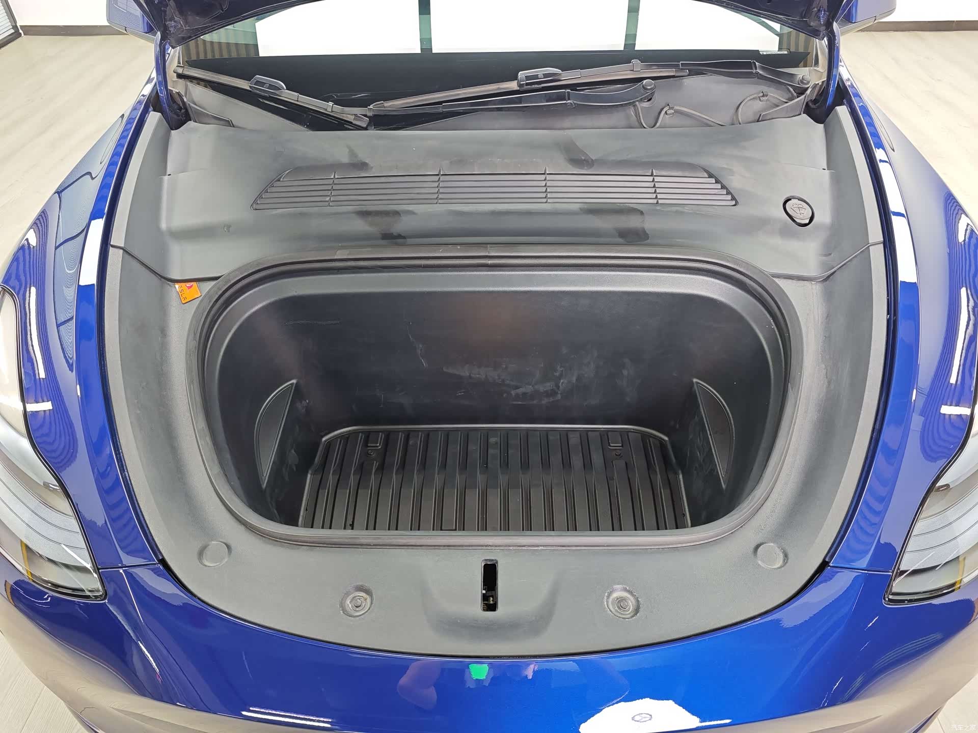 Tesla Model Y, 2022 7