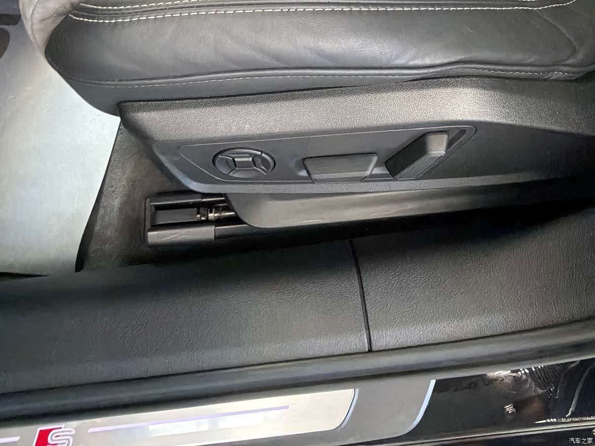 Audi A6L, 2021 11