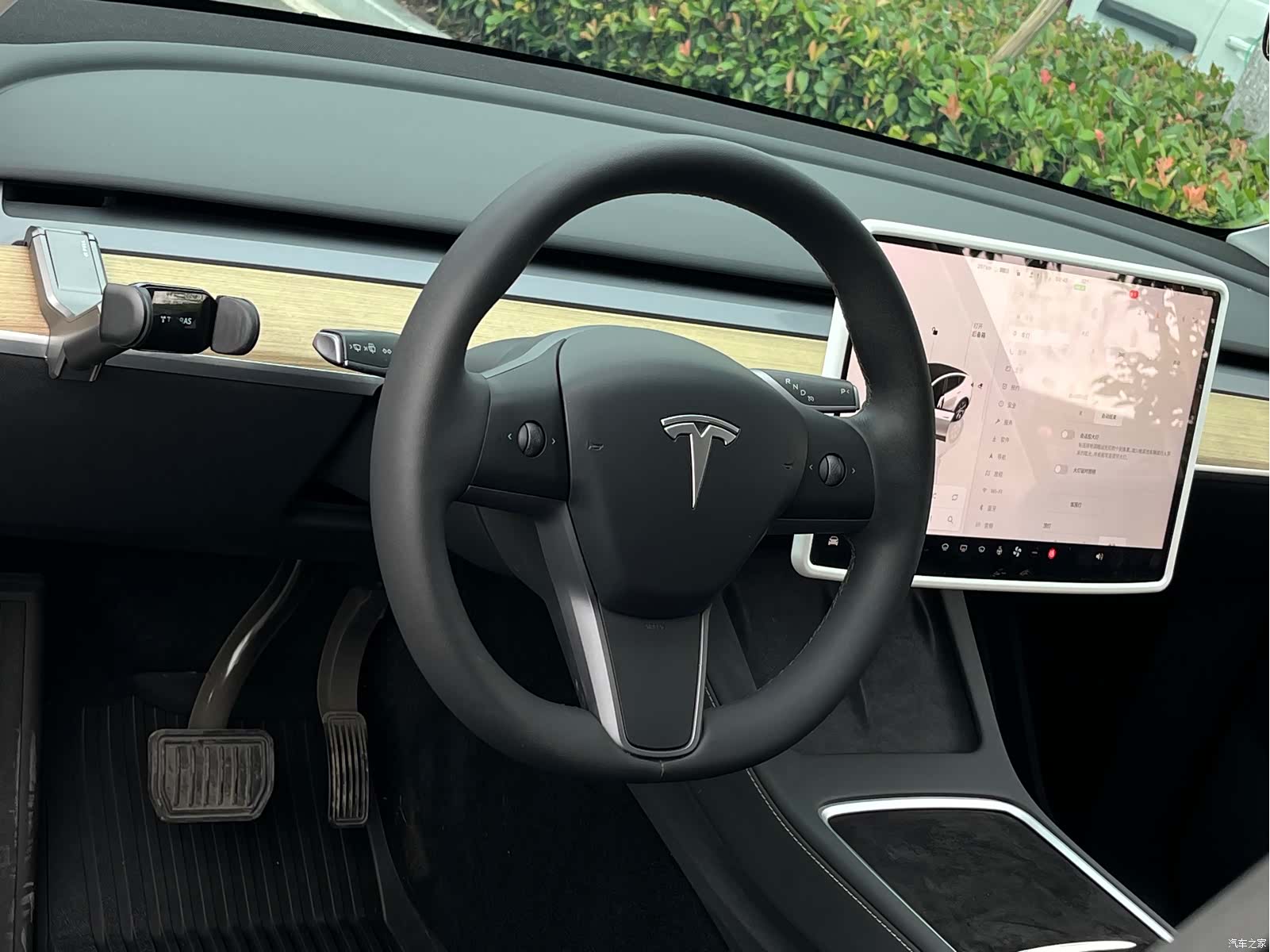 Tesla Model Y, 2023 11
