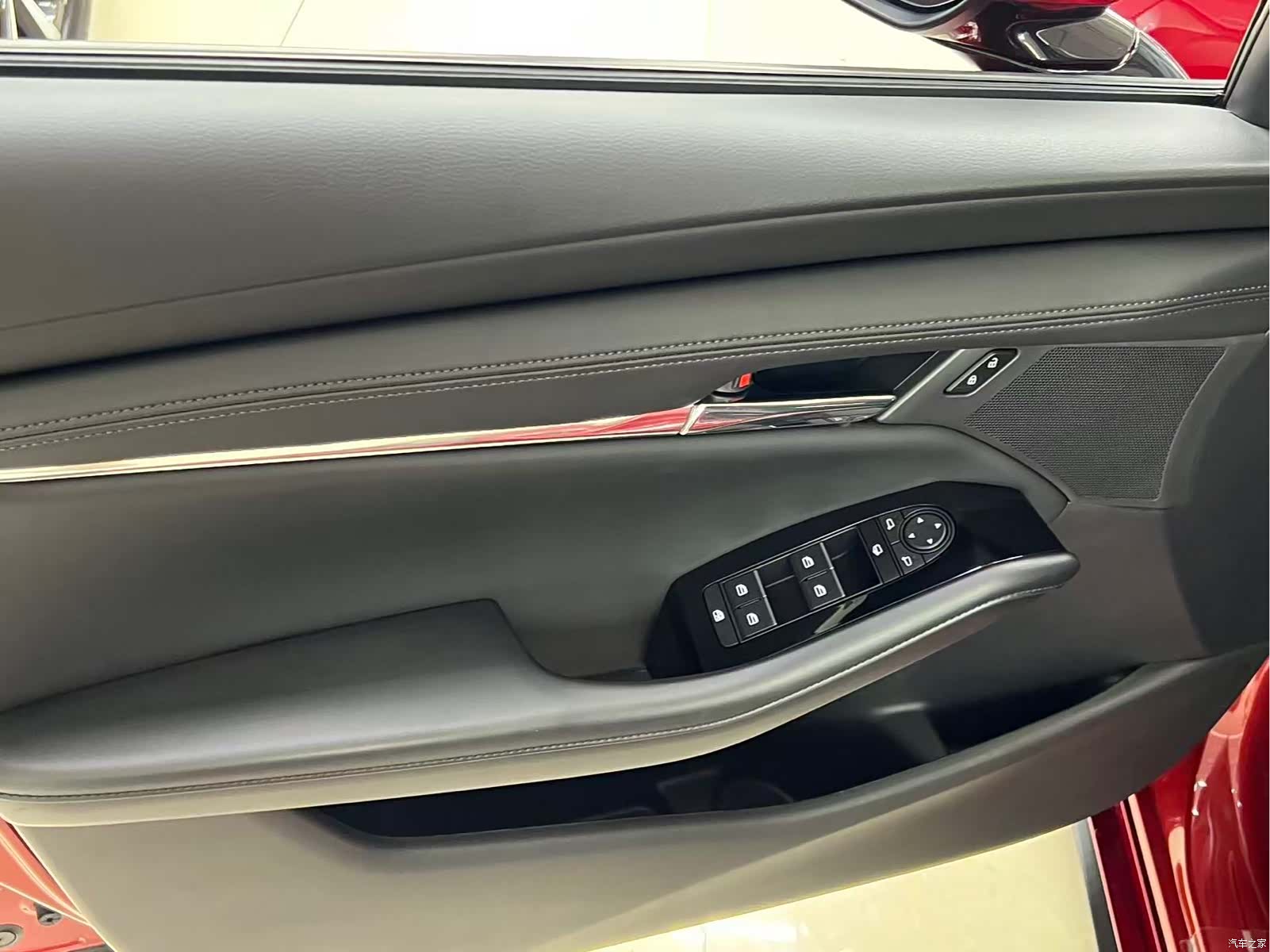 Mazda Mazda3, 2023 19
