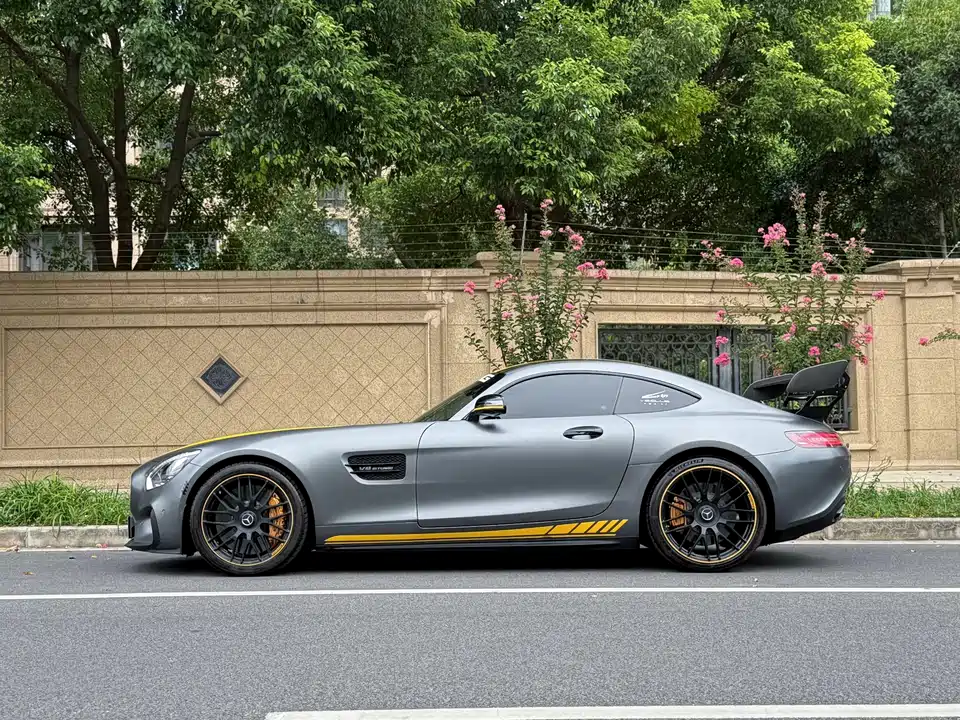 Mercedes-Benz AMG GT Mercedes-Benz AMG GT