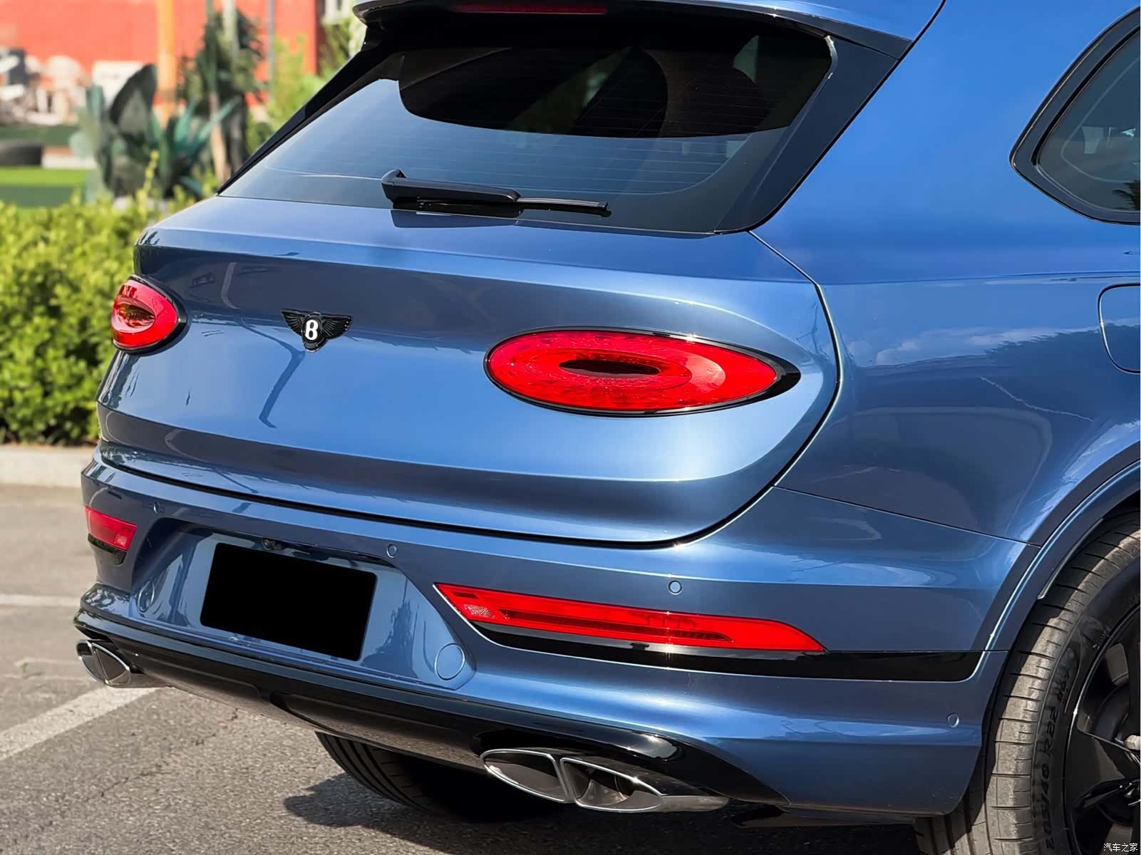 Bentley Bentayga, 2021 19