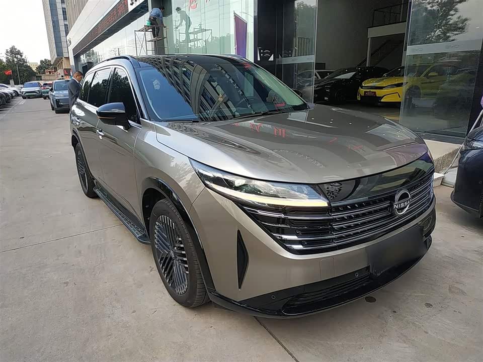 Nissan Exploring the land