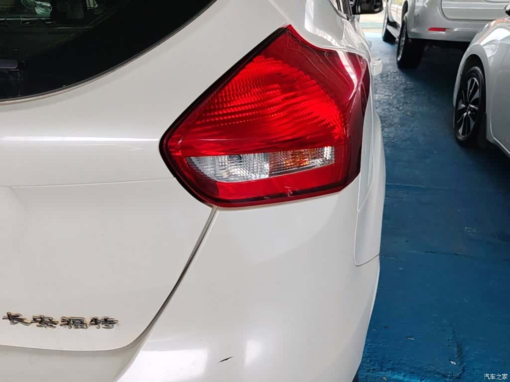 Ford Focus, 2015 20