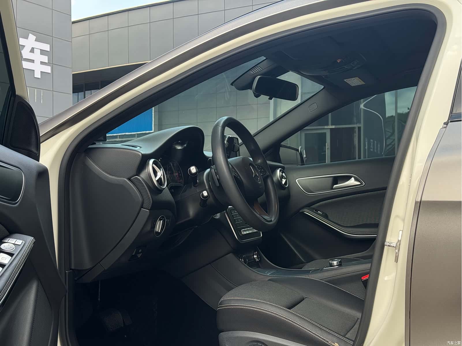 Mercedes-Benz A-Class, 2016 4
