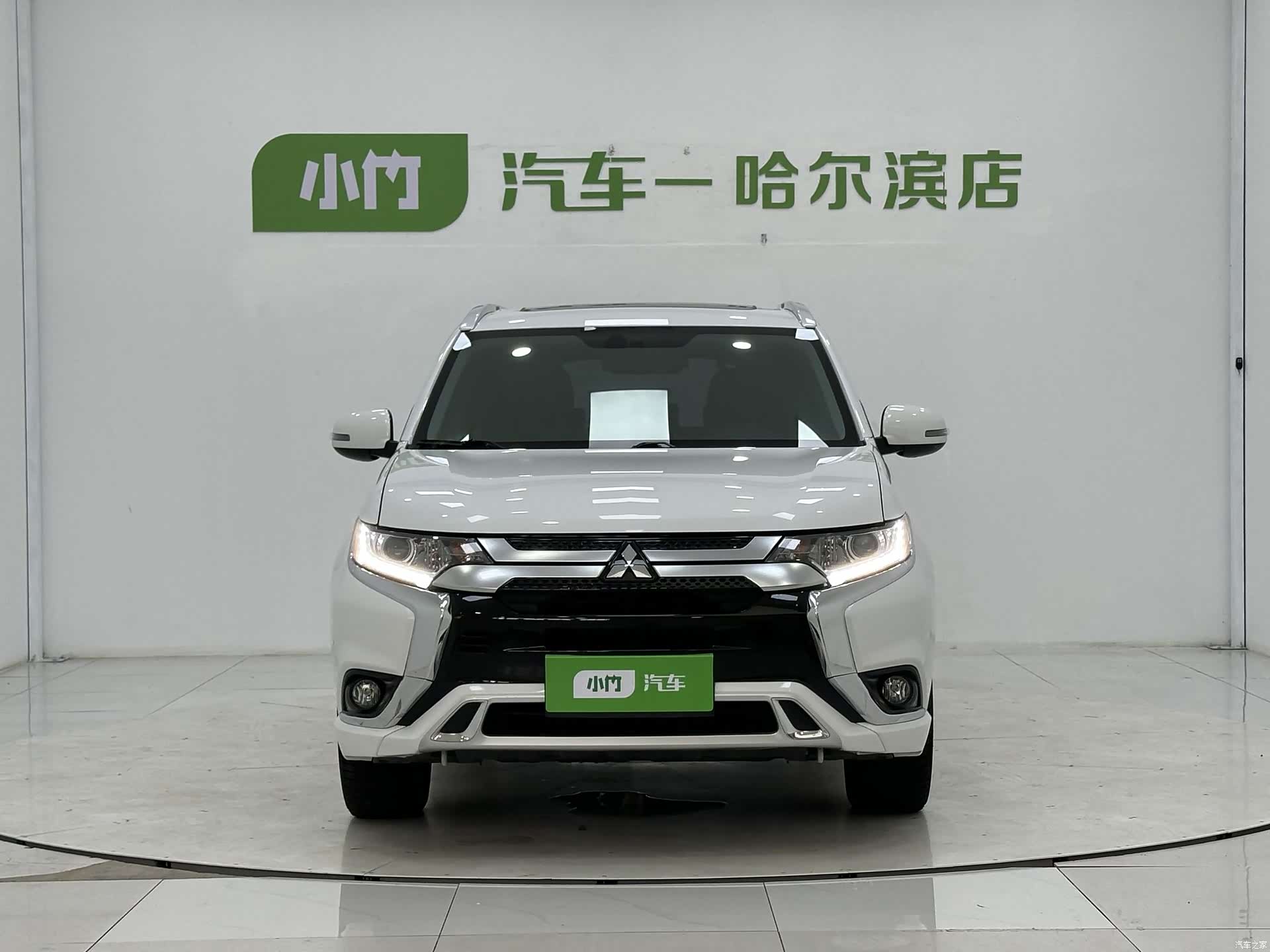 Mitsubishi Outlander, 2022 2