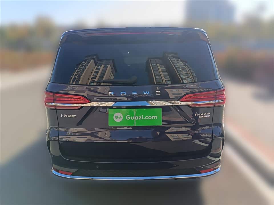 Roewe iMAX8