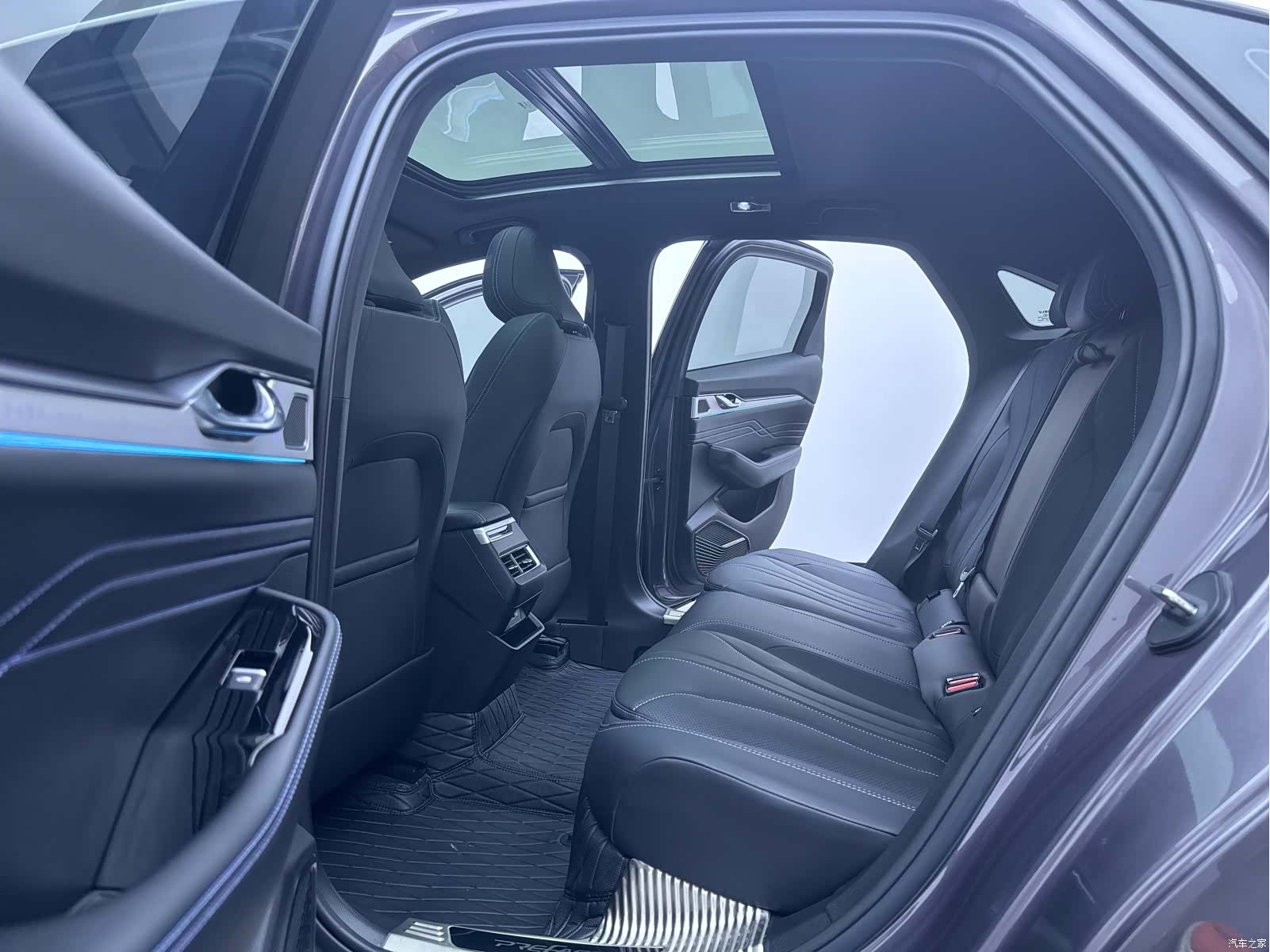 Geely Preface, 2025 21