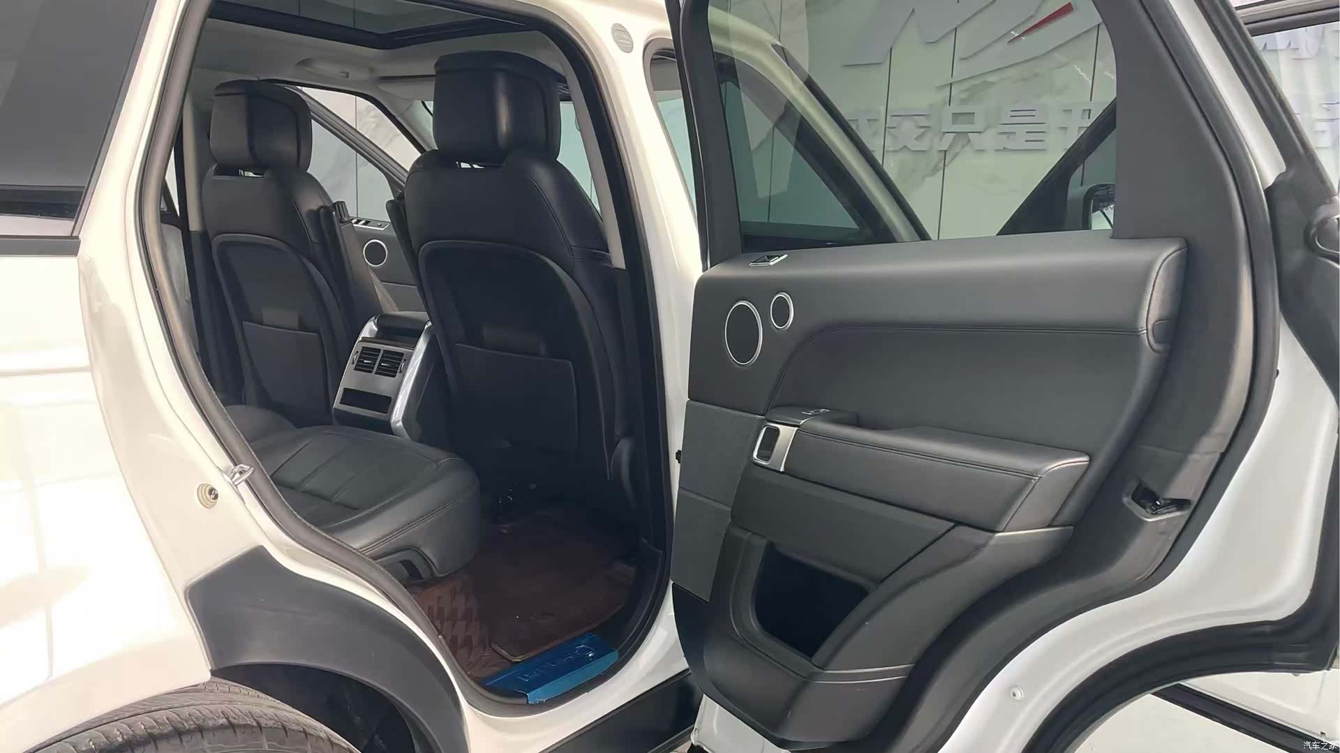 Land Rover Range Rover, 2019 14