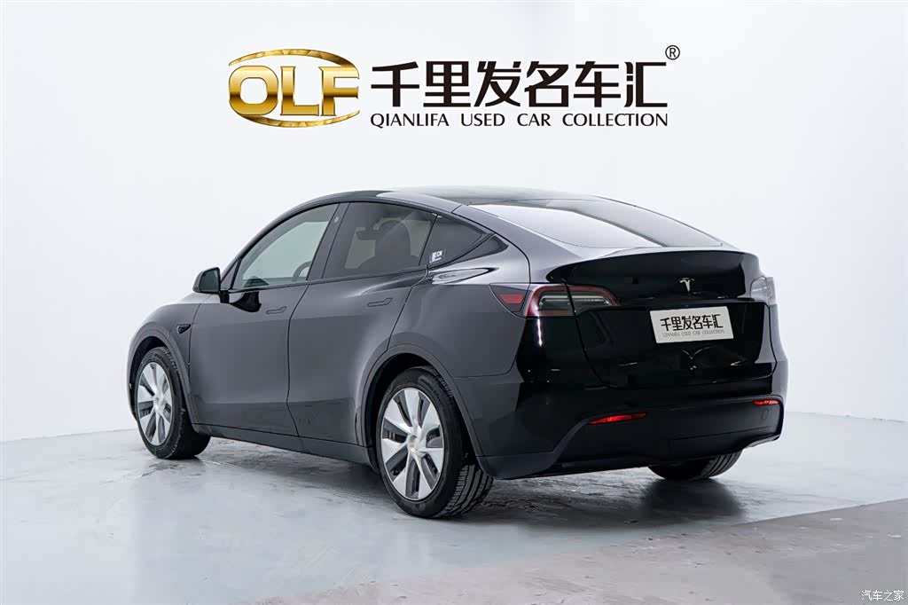 Tesla Model Y, 2022 4