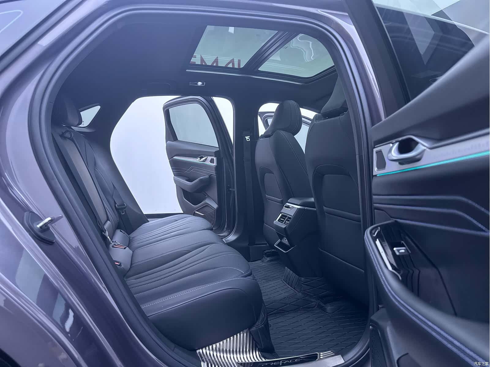 Geely Preface, 2025 22