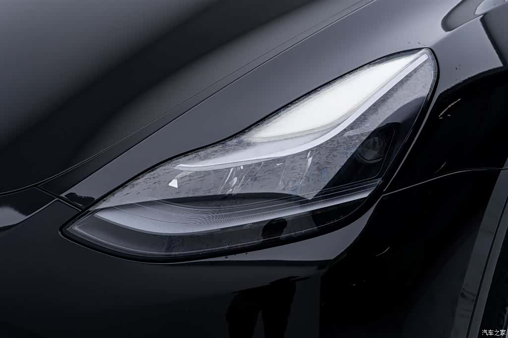 Tesla Model Y, 2022 9