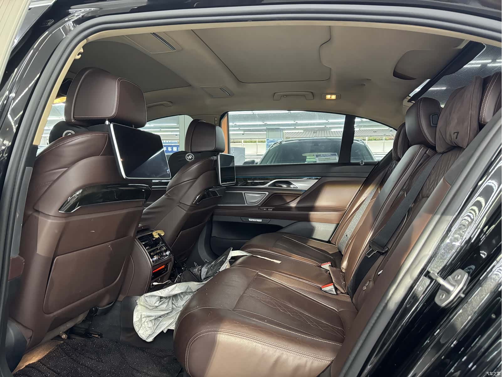 BMW 7 Series, 2016 6