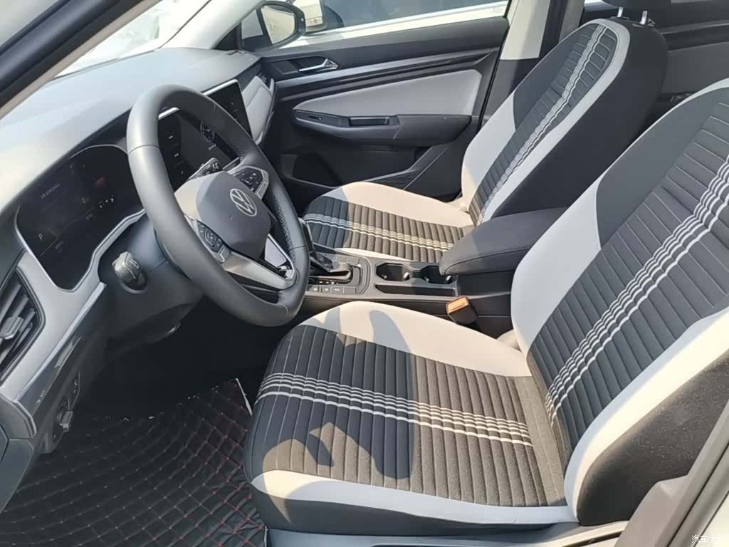 Volkswagen Bora, 2023 15