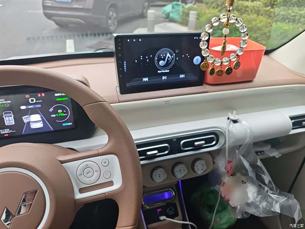 Wuling MINIEV, 2024 6